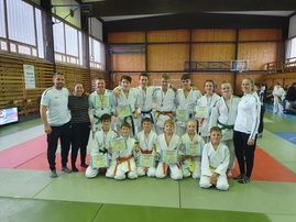 Výprava Judo SG Plzeň na turnaji.jpg